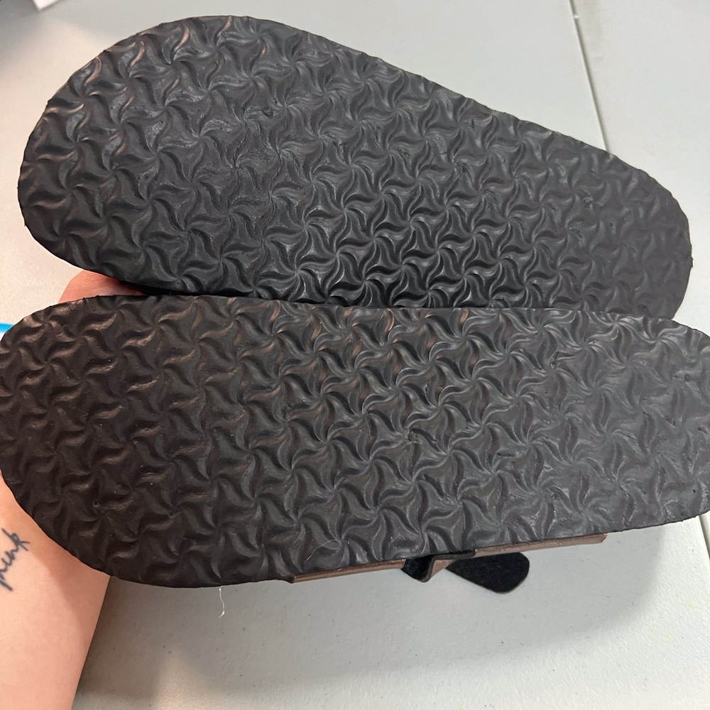 Rosé gold sandals new w/o tags - Picture 3 of 3